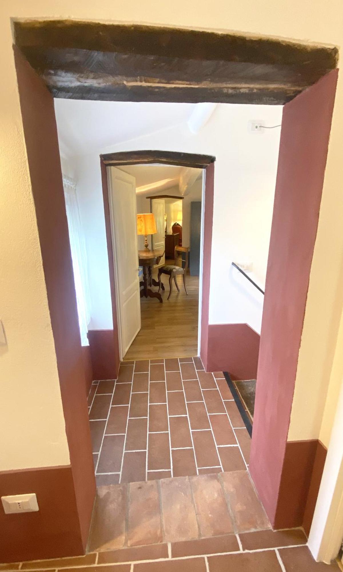 La Tonnaia Apartment Lari Exterior photo