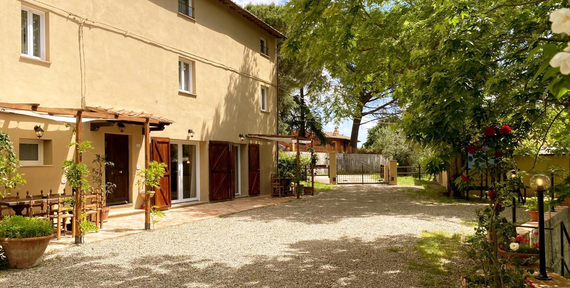 La Tonnaia Apartment Lari Exterior photo